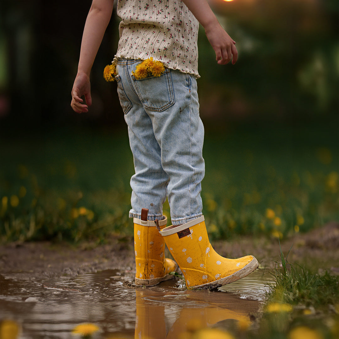 Dandelion Boots